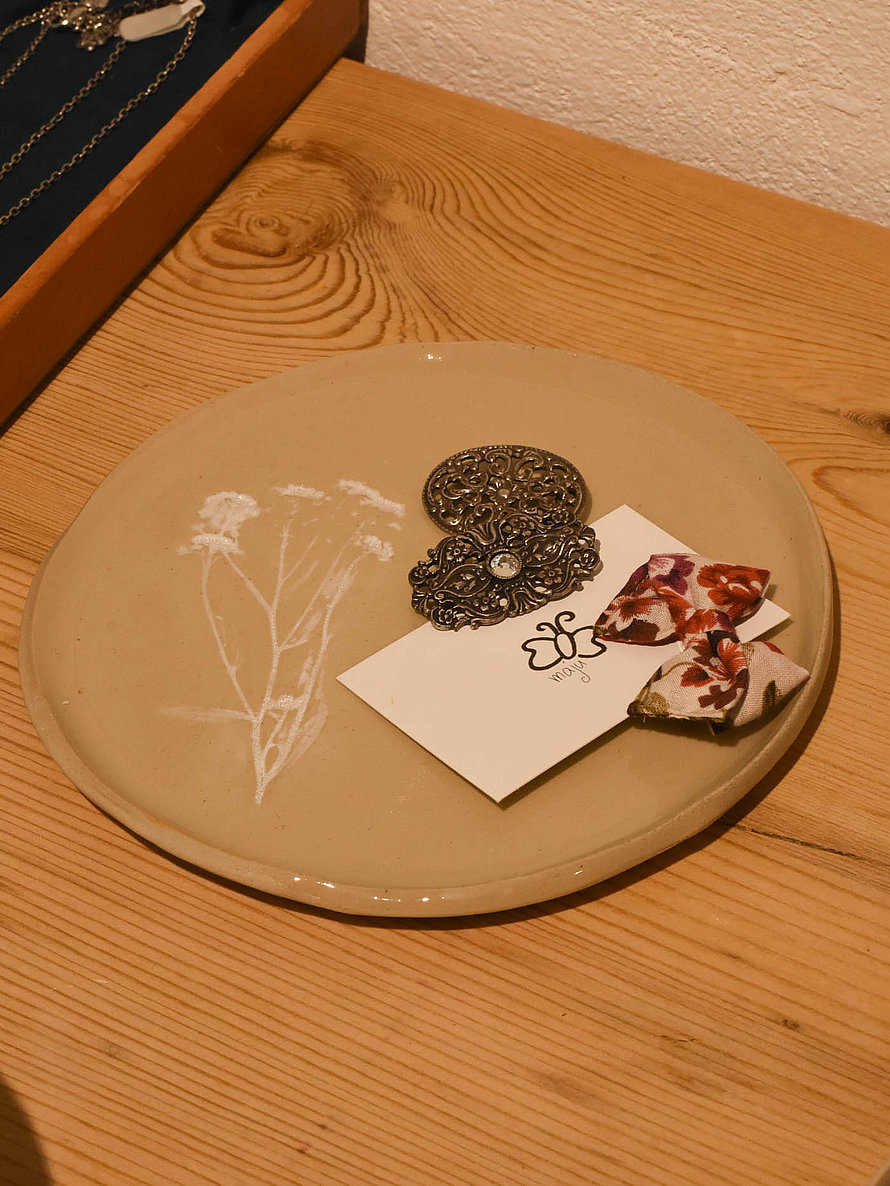Keramik-Teller von Anja Figl